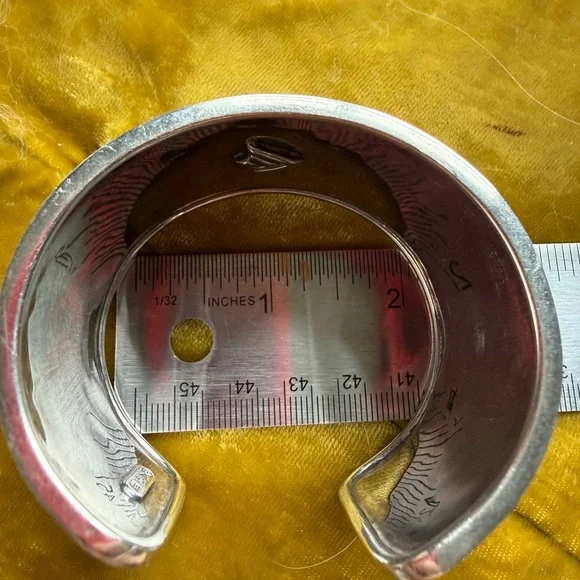 Silpada sterling silver filigree cuff retired, heavy! - Picture 6 of 7